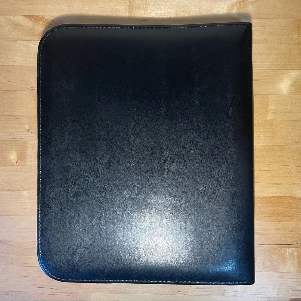 Priority Management Portfolio Zippered Binder Black Made in Canada